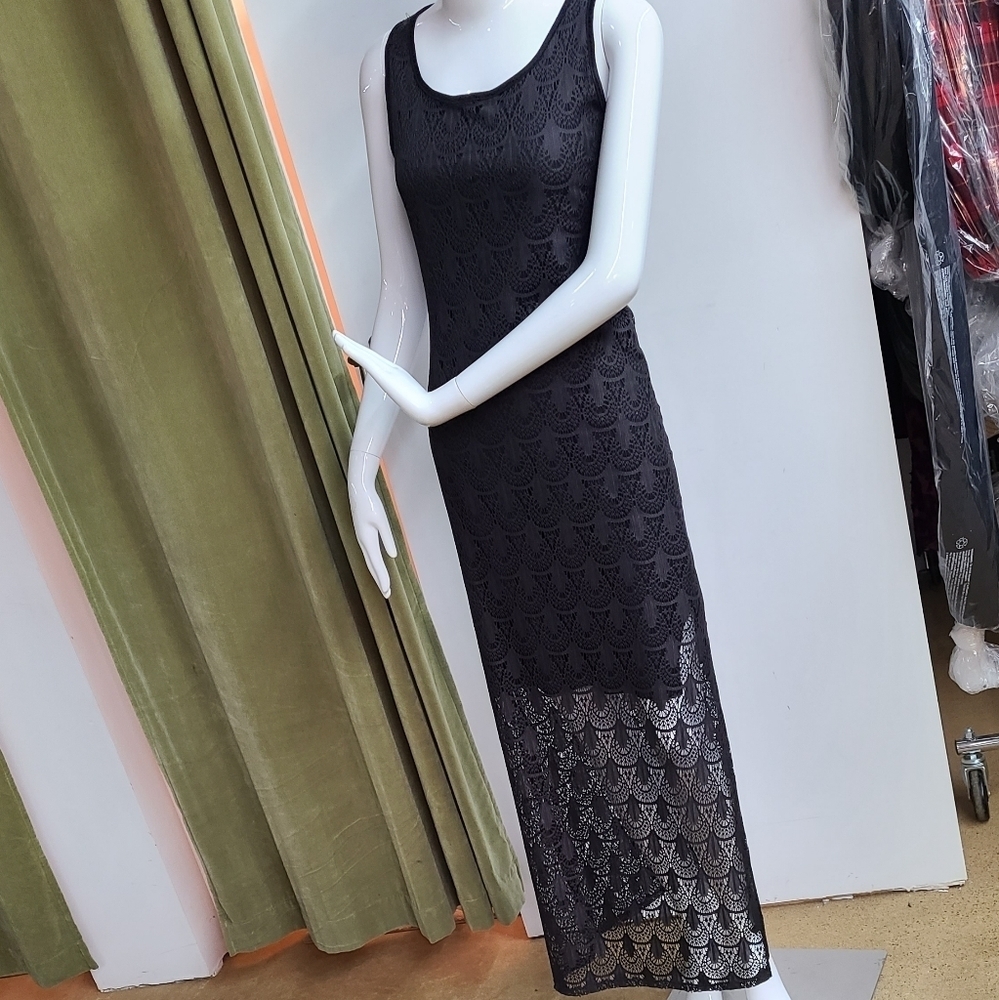 NWT MIKO Lace Mesh Overlay Dress